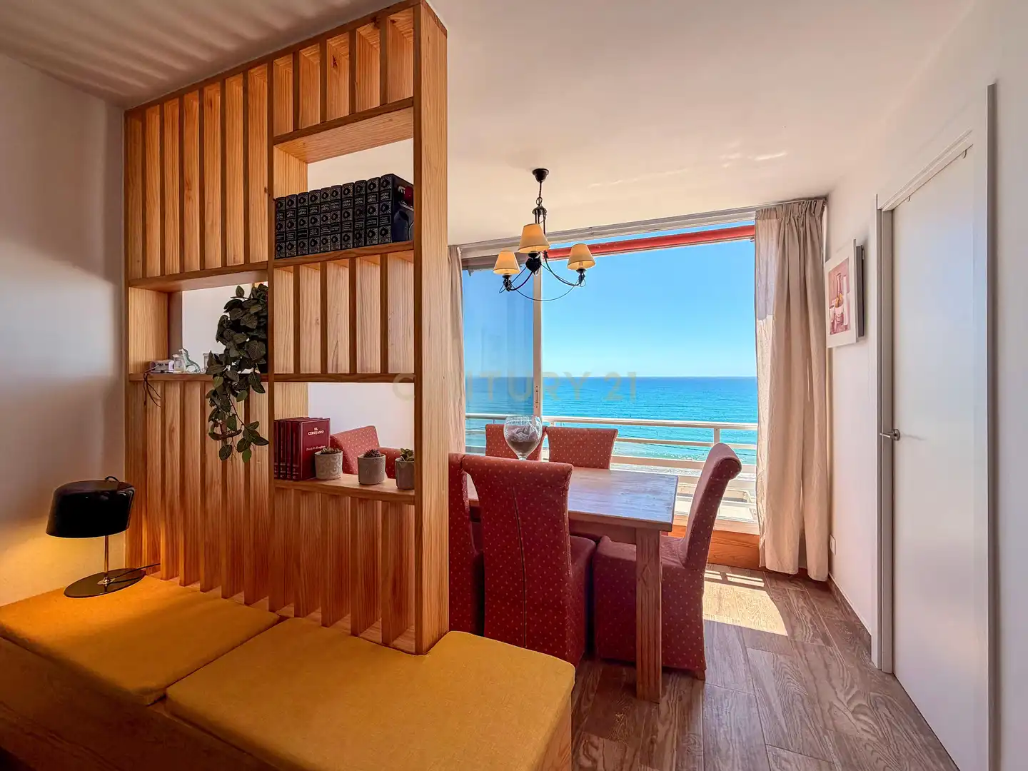 Dining room of Flat for rent in El Campello  with Air Conditioner, Oven and Washing machine