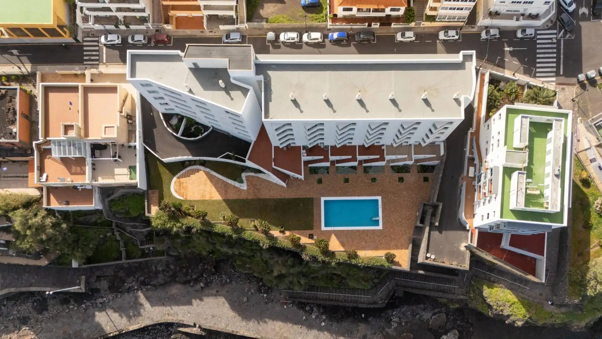 Vista exterior de Apartament en venda en San Cristóbal de la Laguna amb Jardí privat, Terrassa i Piscina comunitària