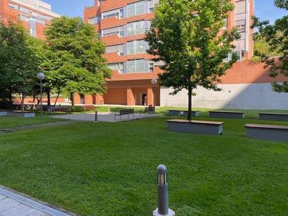 Exterior view of Flat for sale in  Madrid Capital  with Air Conditioner, Heating and Private garden