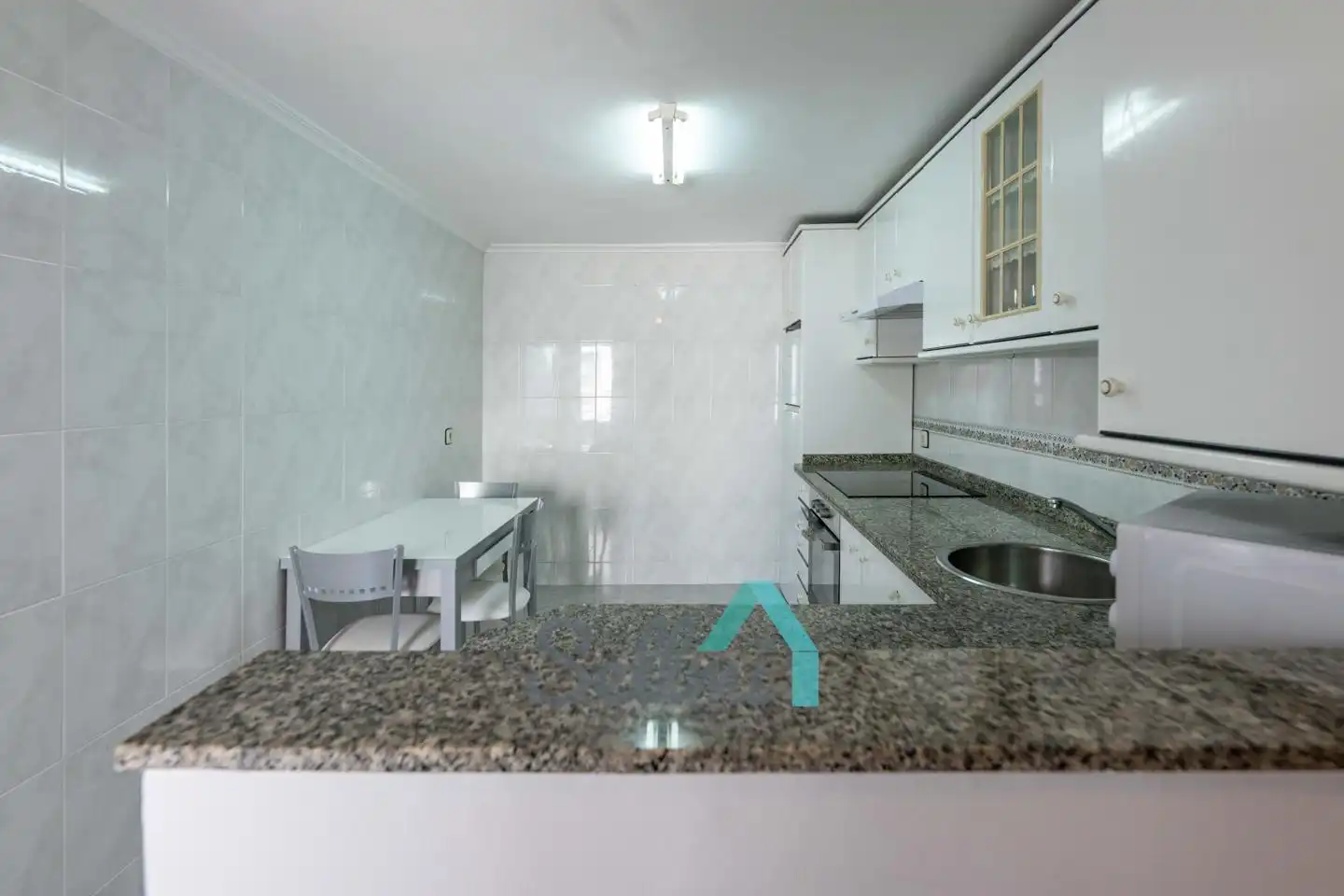 Flat for rent in De Gloria Fuertes, Masip
