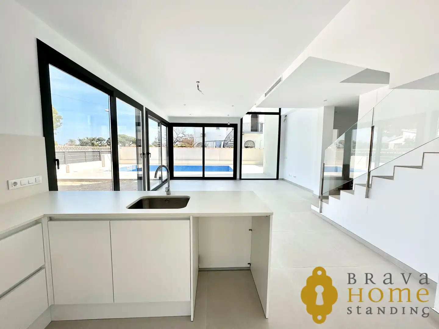 House with pool for sale in Carrer Tretze, imagen 7