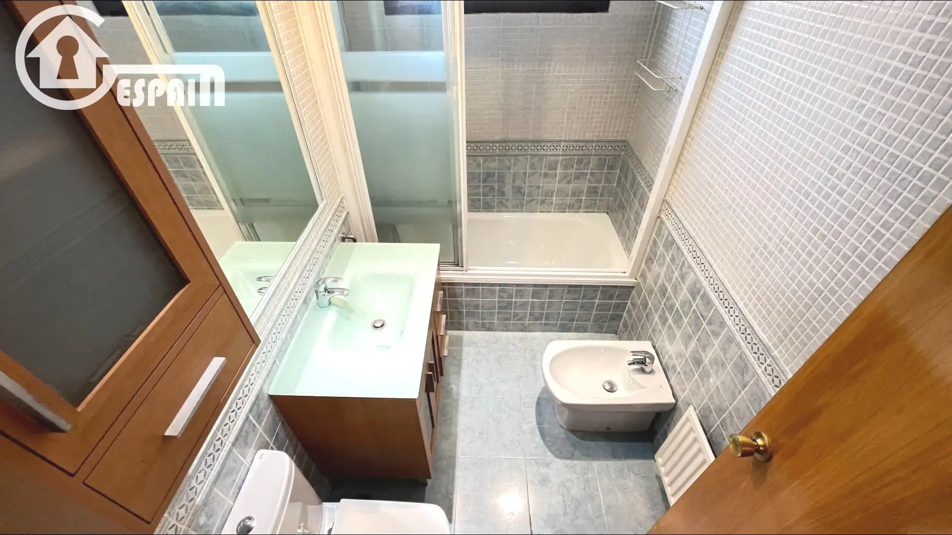 Baño de Piso en venta en Madrid con Aire acondicionado y Calefacción