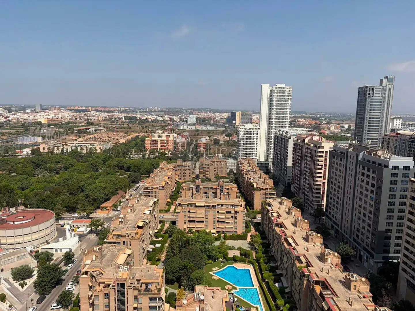 Exterior view of Flat for rent in Valencia  with Furnished, Balcony and Pets allowed