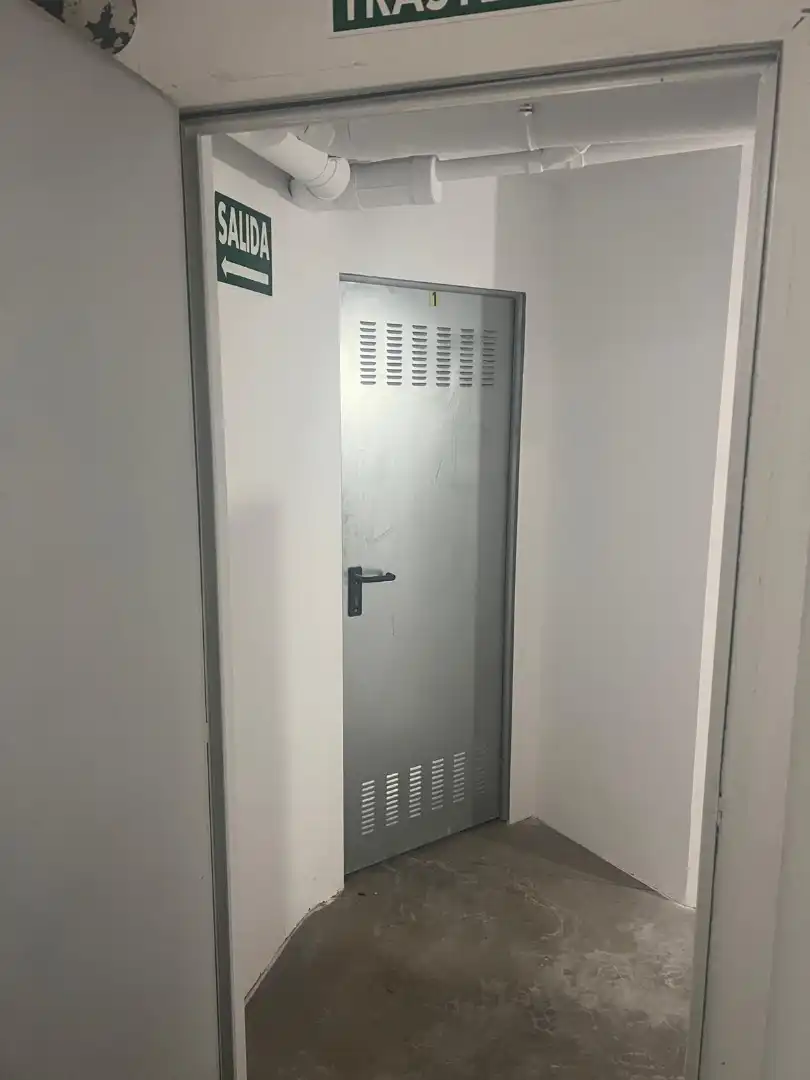 Wohnung zum Verkauf in Valencia de Don Juan mit Klimaanlage, Heizung und Abstellraum