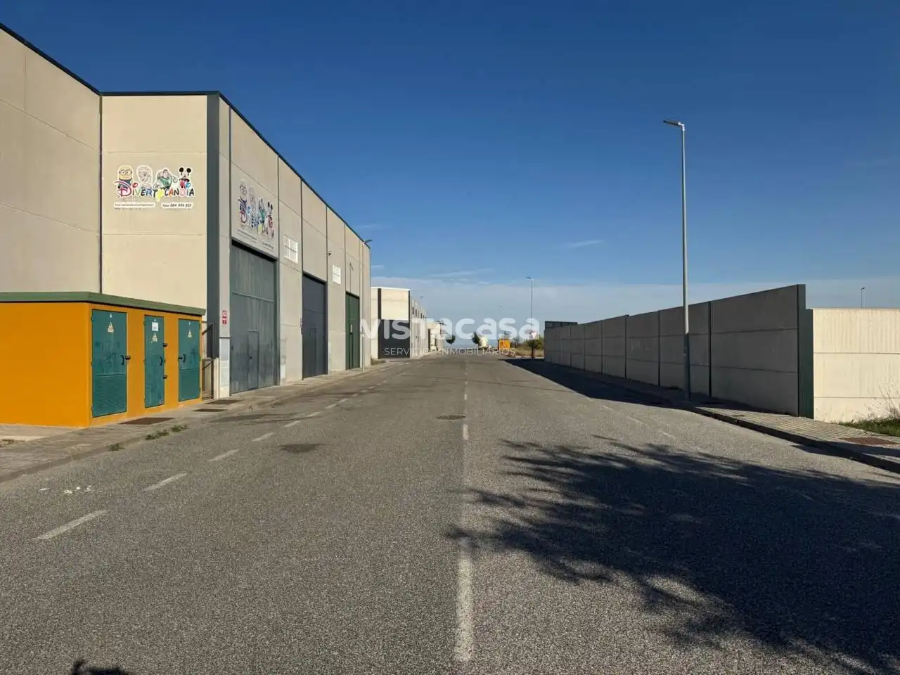 Außenansicht von Fabrik Grundstücke zum Verkauf in Mairena del Alcor