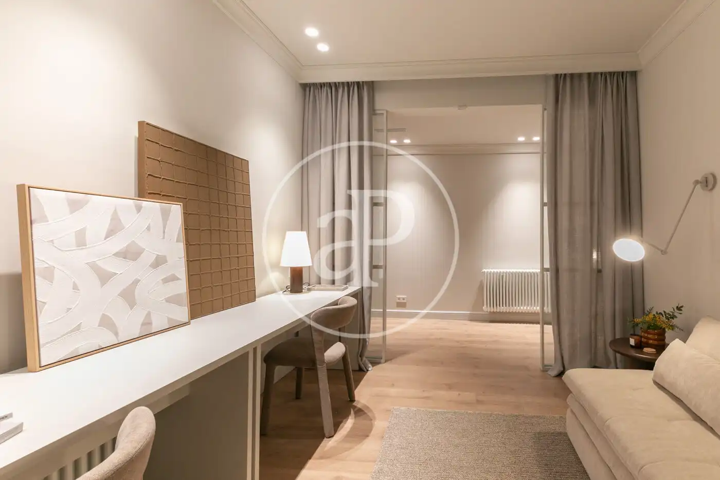 Flat for rent in Carrer de Pau Claris, Dreta de l'Eixample