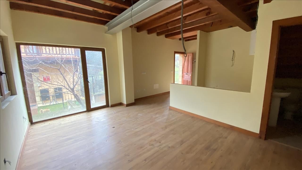 Apartament en venda en Vega de Liébana amb Parquet i Balcó