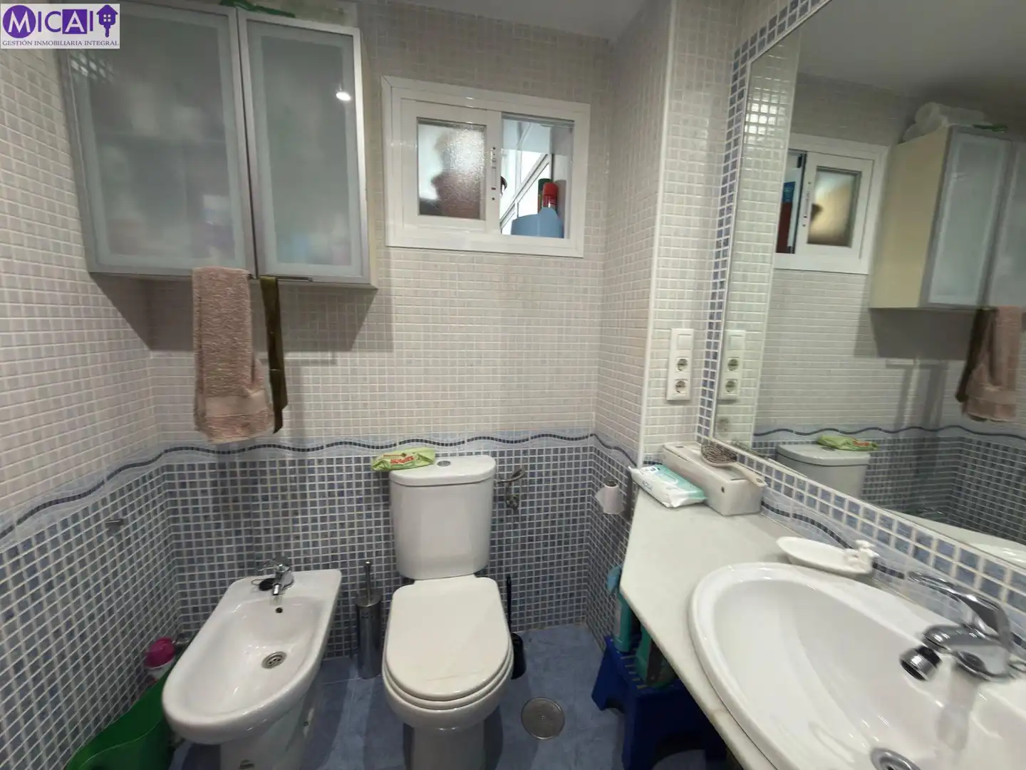Baño de Piso en venta en Cádiz con Terraza, Amueblado y Balcón