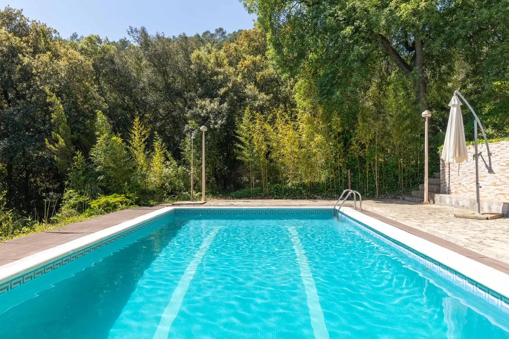 Piscina de Casa o xalet en venda en Castellar del Vallès amb Aire condicionat, Calefacció i Jardí privat
