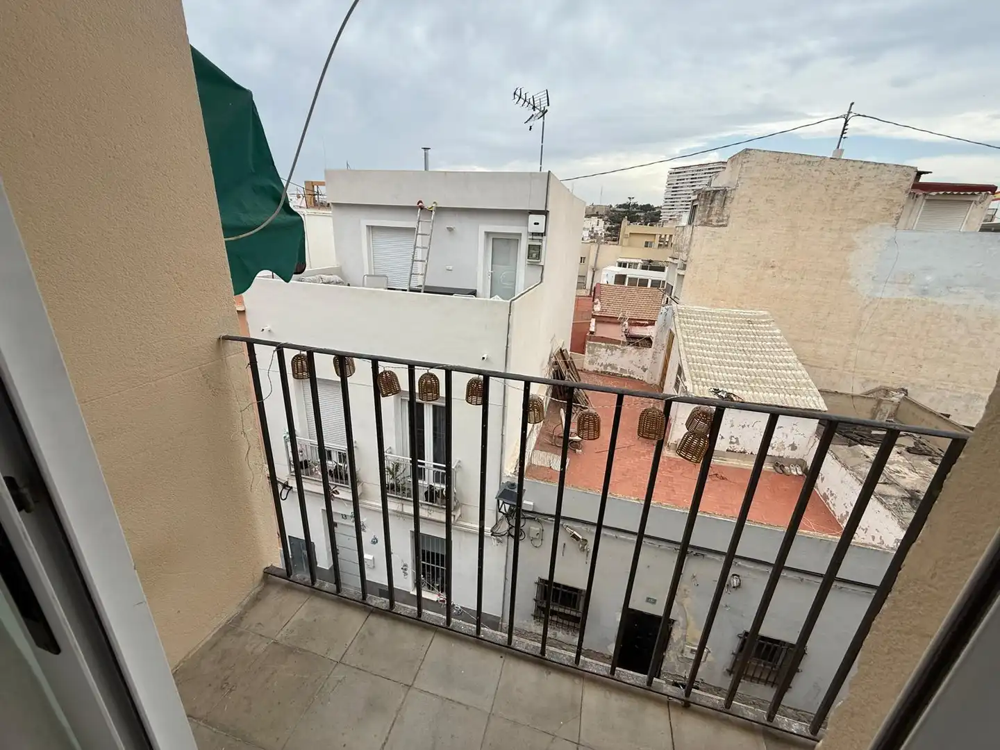Balcony of Flat for share in Centro