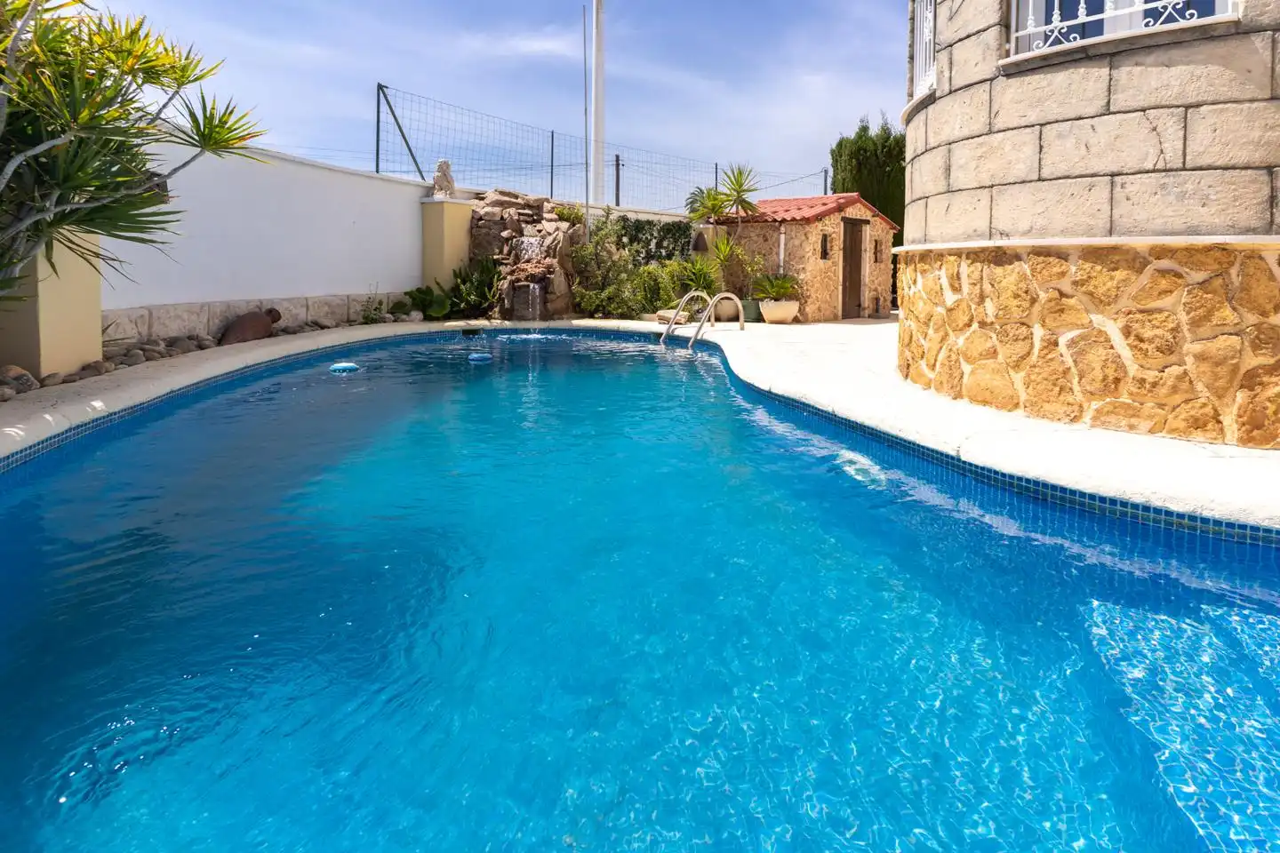 Swimming pool of Houses for sale in Elche / Elx  with Air Conditioner, Heating and Private garden