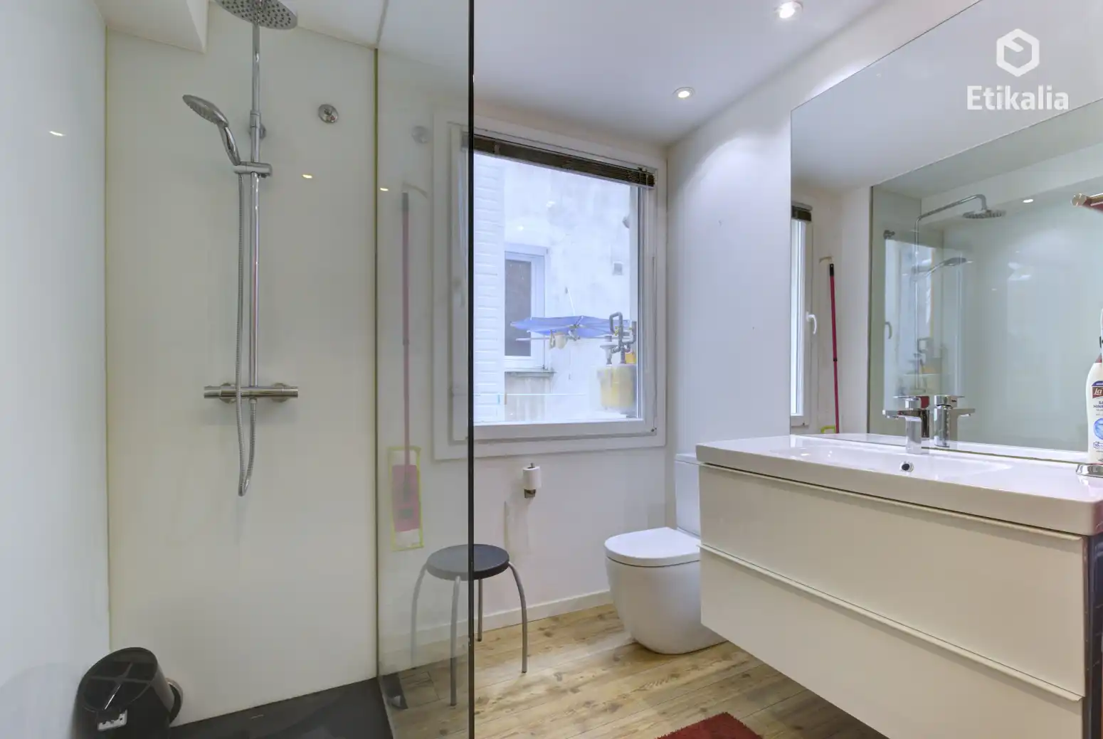 Baño de Piso en venta en Vitoria - Gasteiz con Calefacción y Parquet