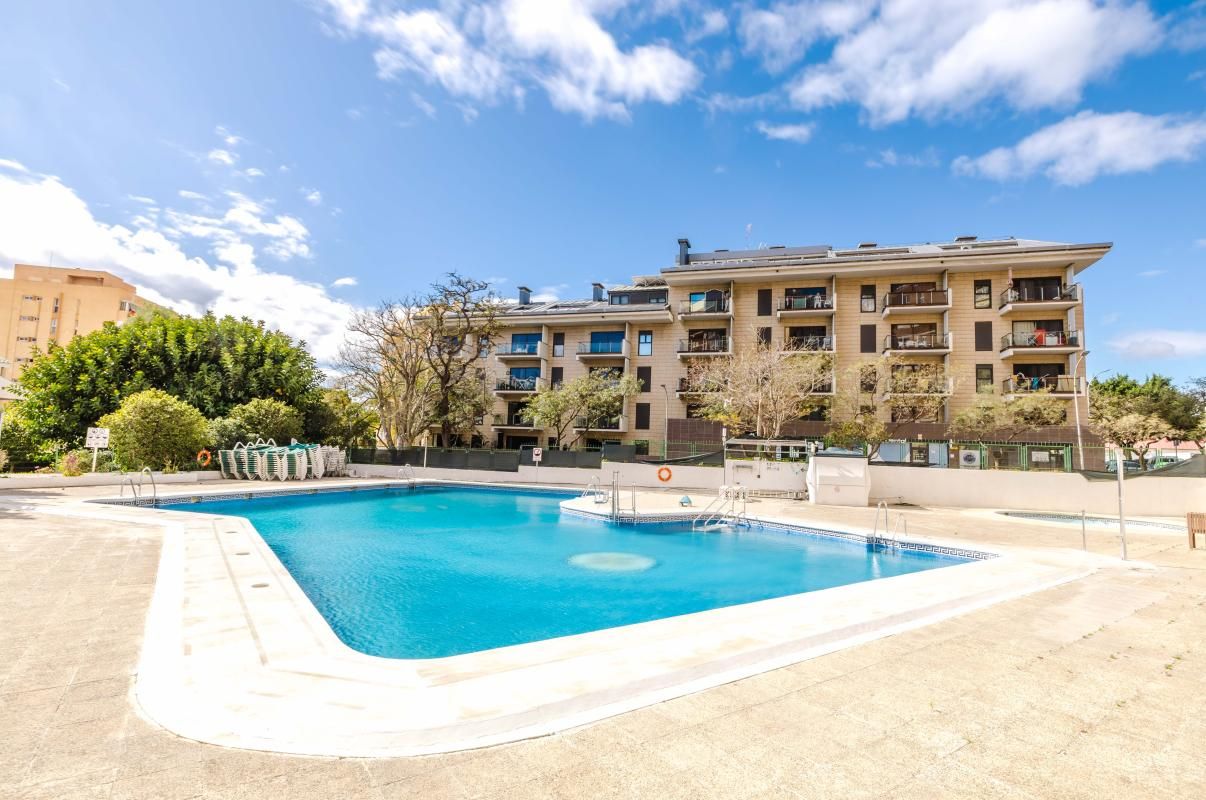 Piscina de Planta baixa en venda en Benalmádena amb Calefacció i Piscina