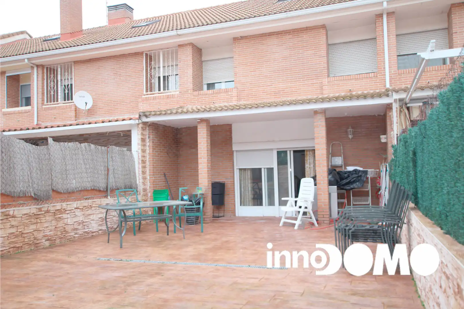 Jardí de Casa adosada en venda en Moraleja de Enmedio amb Calefacció, Jardí privat i Parquet