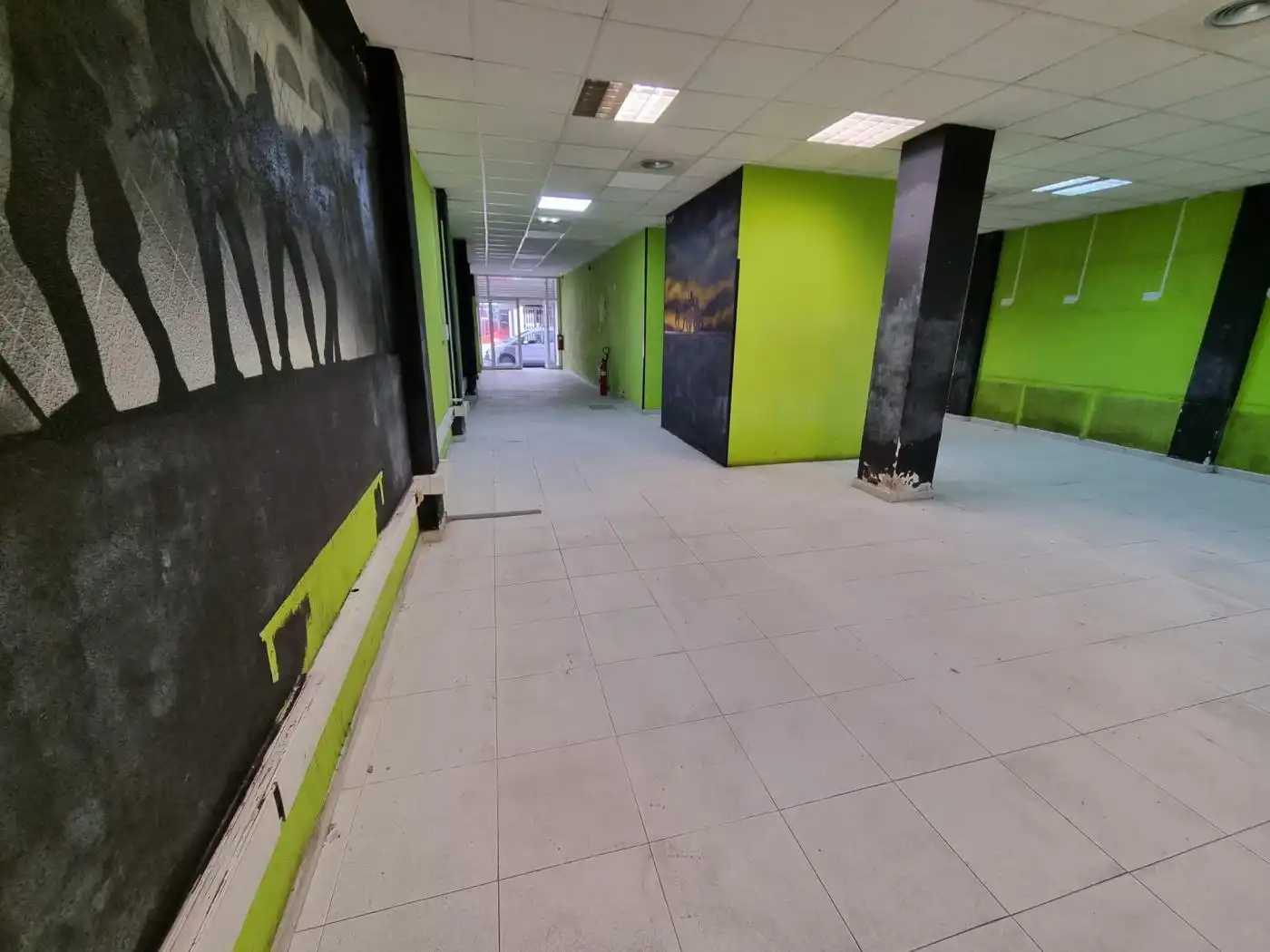 Gewerbefläche zum Verkauf in Calle de Luis del Valle 64, imagen 3