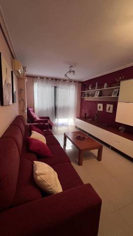 Piso en Venta en Carrer de Sant Joaquin en Casco Urbano