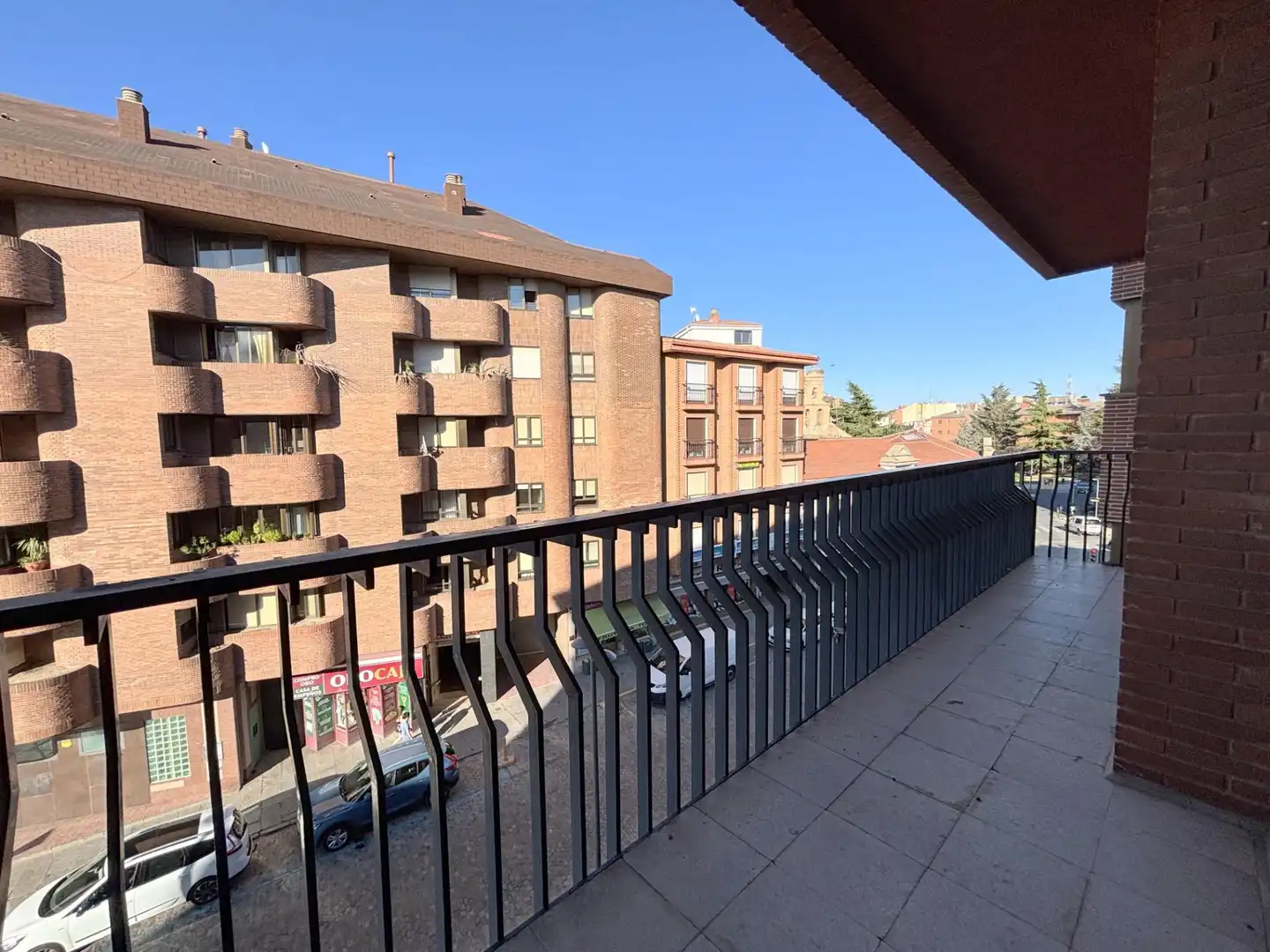 Balcony of Flat for sale in Ávila  with Heating, Parquet flooring and Terrace