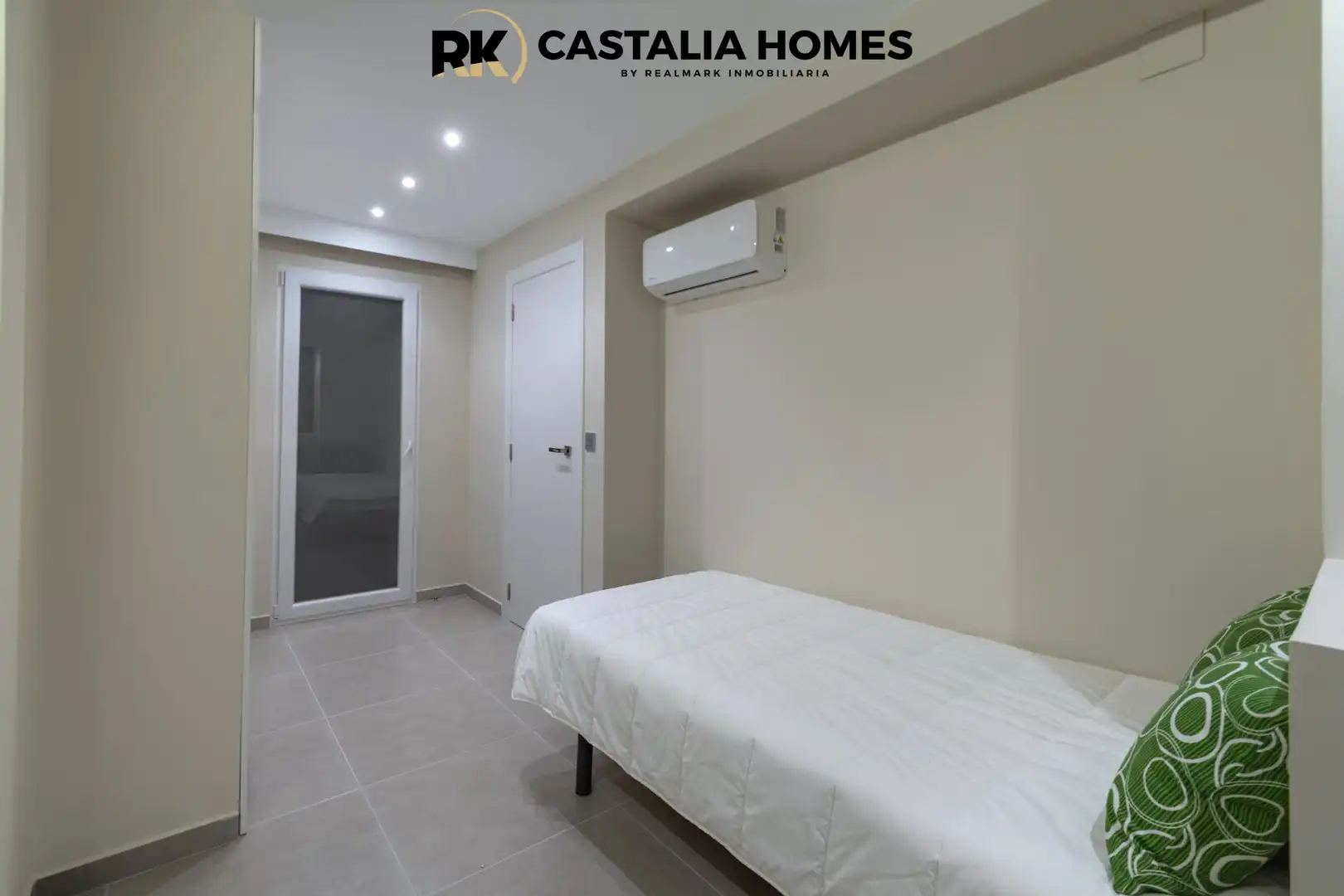Dormitori de Oficina en venda en Castellón de la Plana / Castelló de la Plana amb Aire condicionat i Calefacció