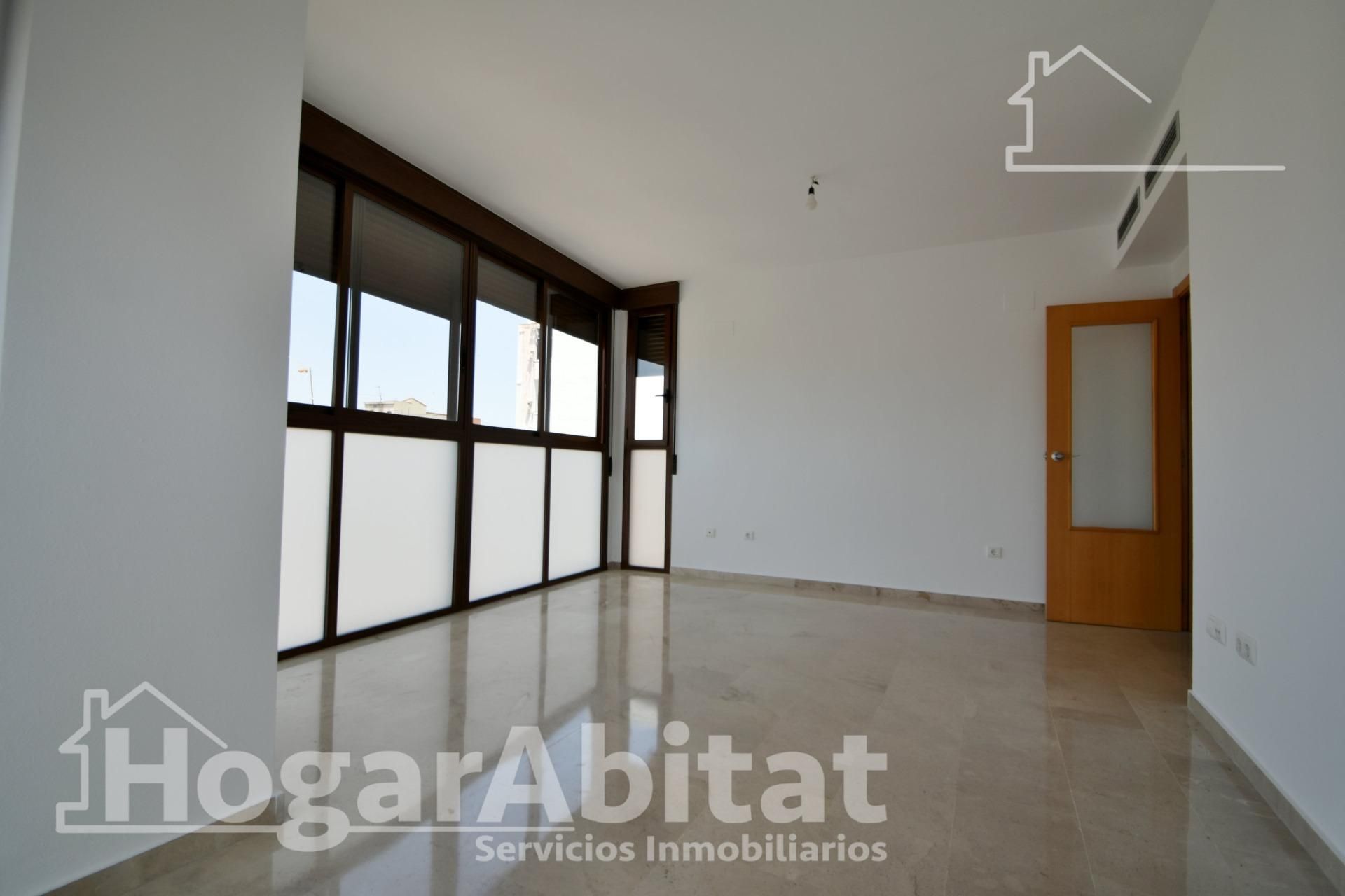 Sala d'estar de Pis en venda en Alfara del Patriarca amb Traster