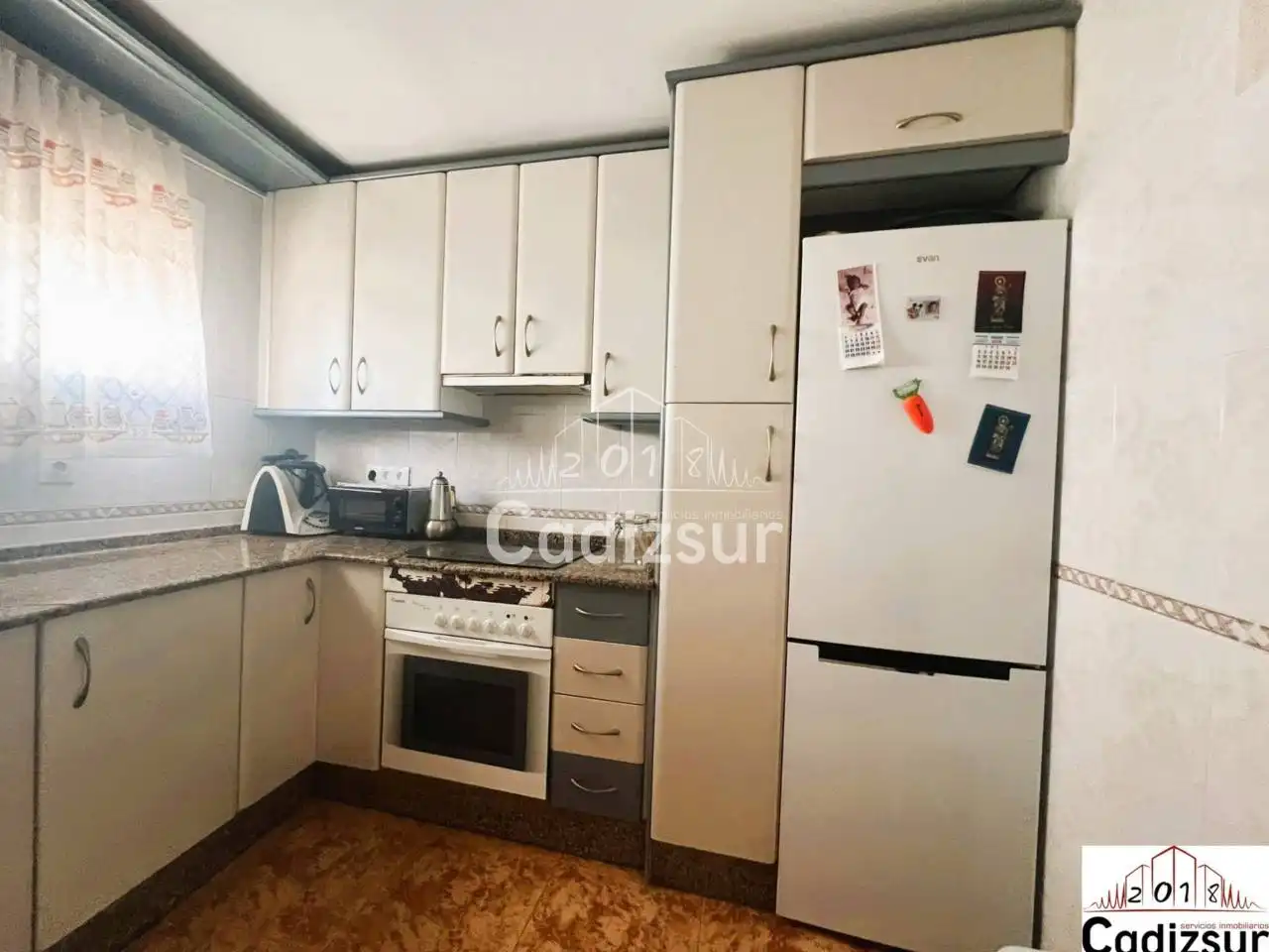 Cuina de Pis en venda en Cádiz amb Aire condicionat