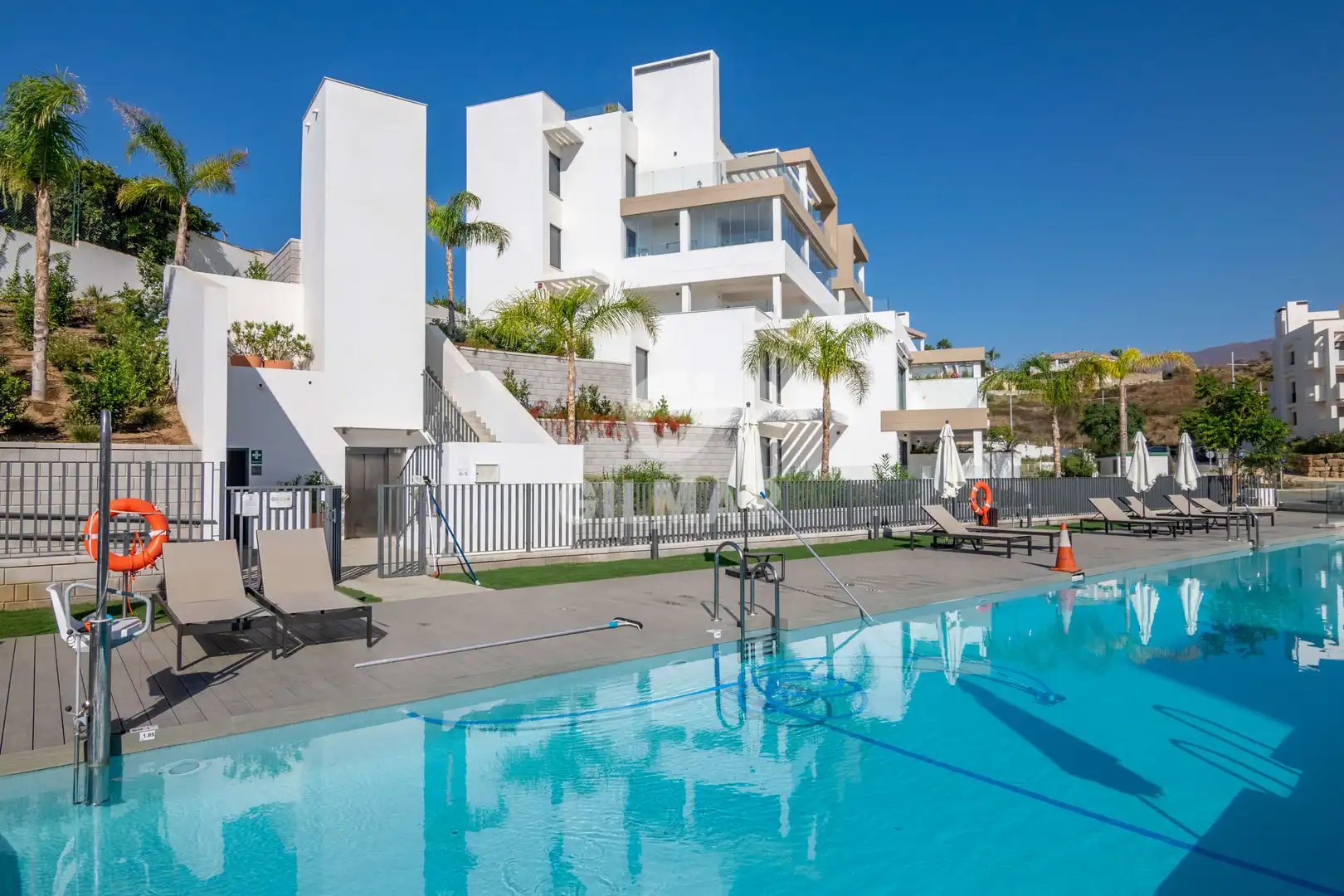 Apartamento con terraza en venta en Estepona Pueblo, imagen 56