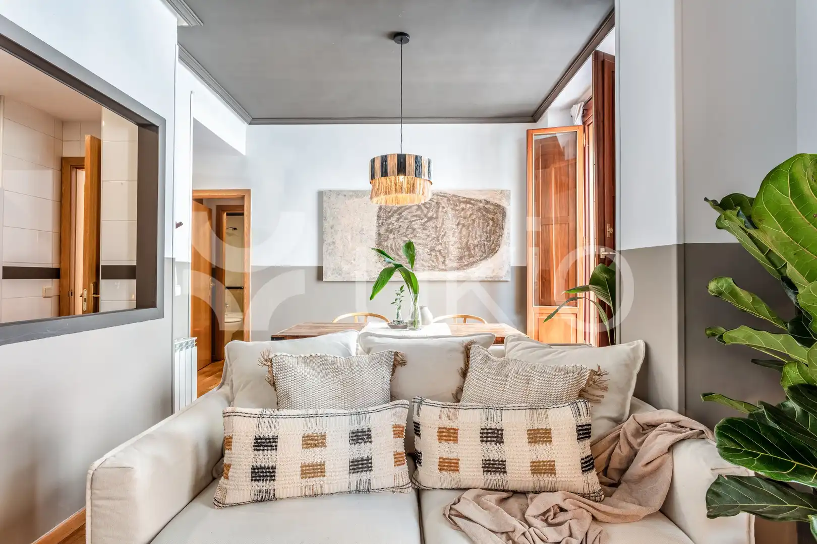 Sala de estar de Apartamento de alquiler en Madrid con Aire acondicionado, Calefacción y Amueblado