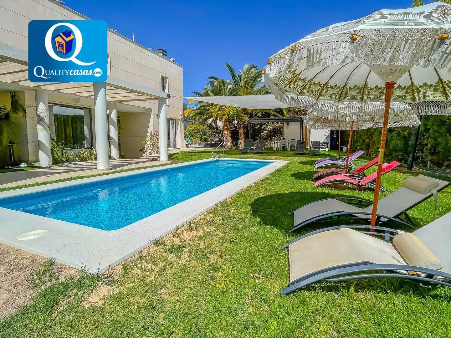 Vista exterior de Casa o chalet en venta en Alicante / Alacant con Aire acondicionado, Calefacción y Terraza