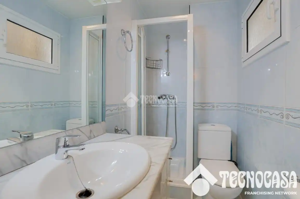 Baño de Piso en venta en Barcelona con Aire acondicionado y Balcón
