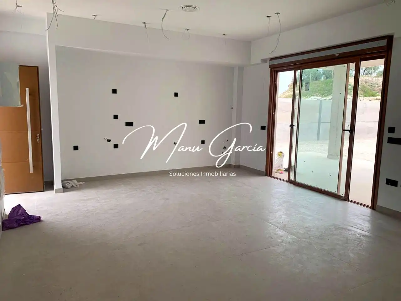 Casa adosada en venta en Lucena con Aire acondicionado, Calefacción y Jardín privado