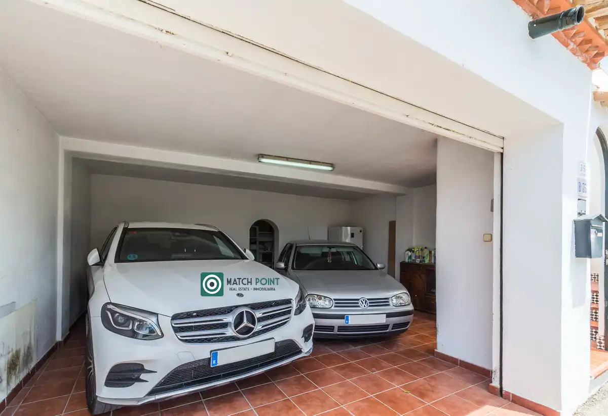 Parking of Detached homes for sale in Almuñécar