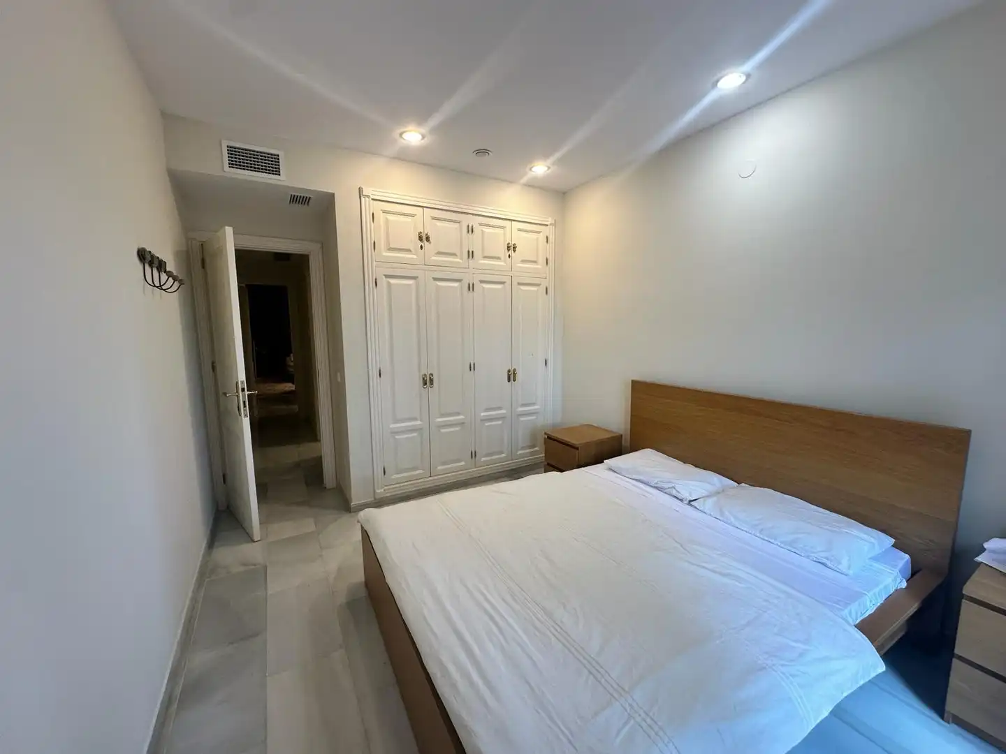 Piano terra con piscina in affitto a Nueva Andalucía, imagen 13