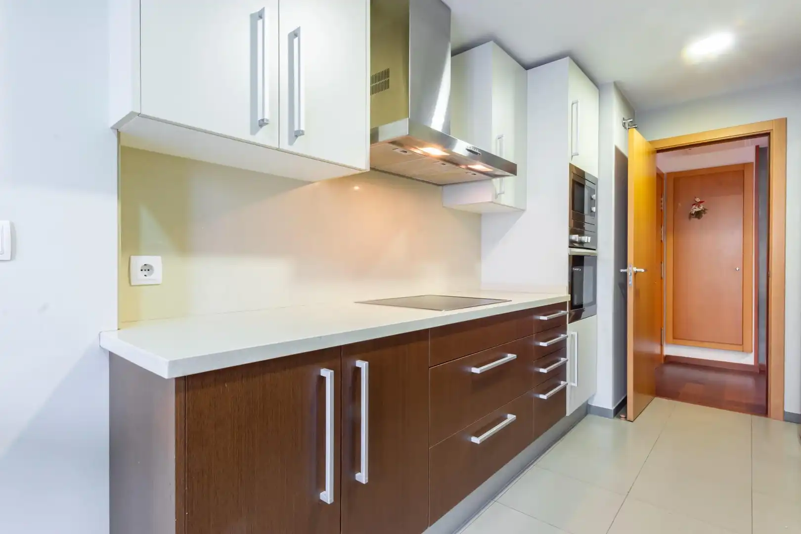 Kitchen of Flat for rent in Sant Cugat del Vallès  with Private garden, Parquet flooring and Terrace