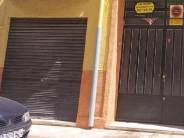 Locale commerciale in vendita a Calle Hernán Cortés