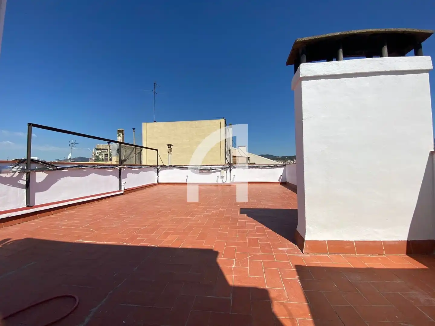 Terrace of Attic for rent in Eixample
