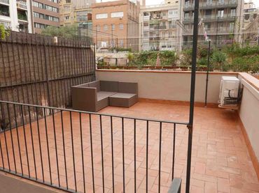 Wohnung mit Balkon zum Verkauf in Carrer d'Aribau