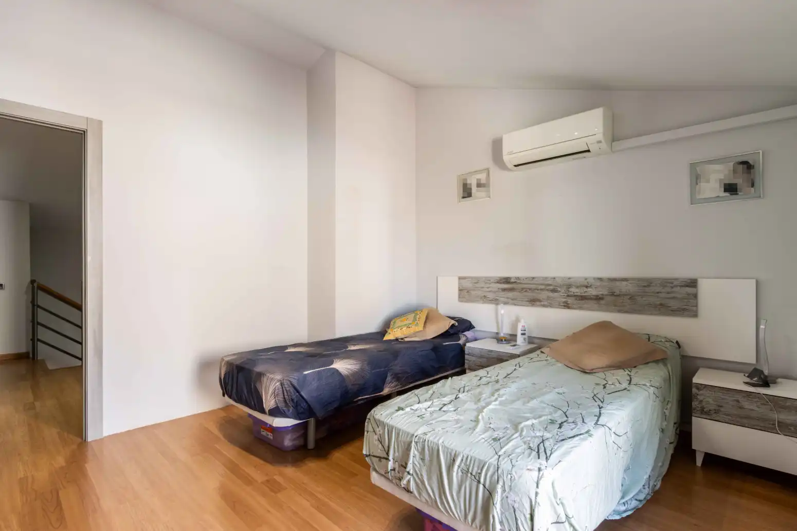 Bedroom of Flat for sale in Terrassa  with Air Conditioner, Heating and Parquet flooring