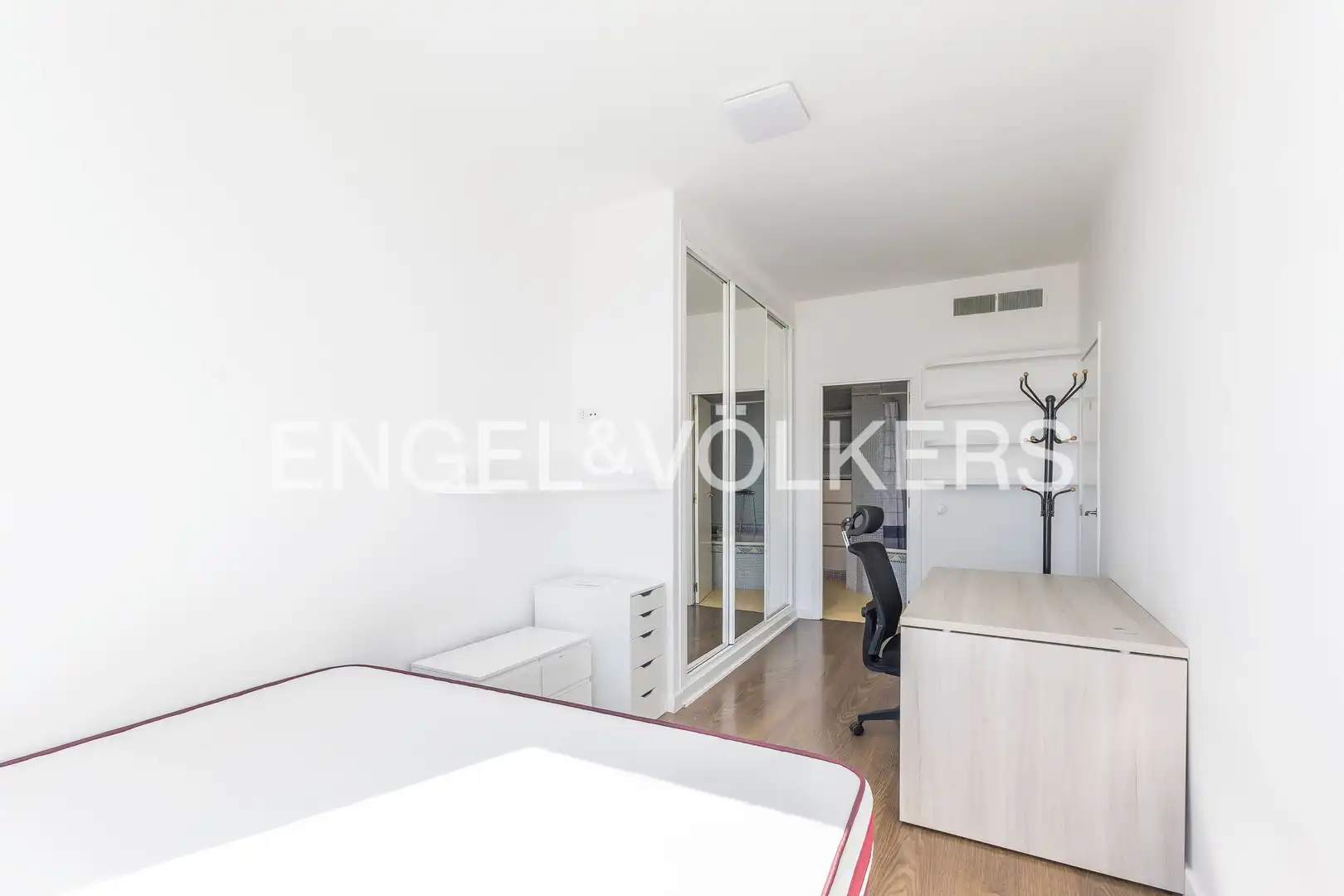 Bedroom of Flat for rent in Moncloa - Aravaca
