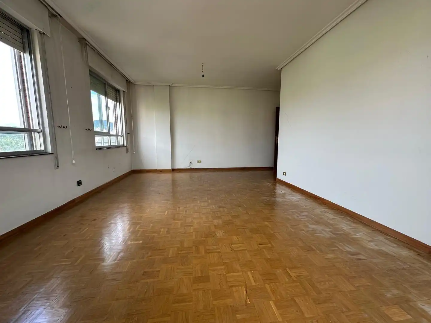 Sala d'estar de Pis en venda en Ponferrada amb Calefacció