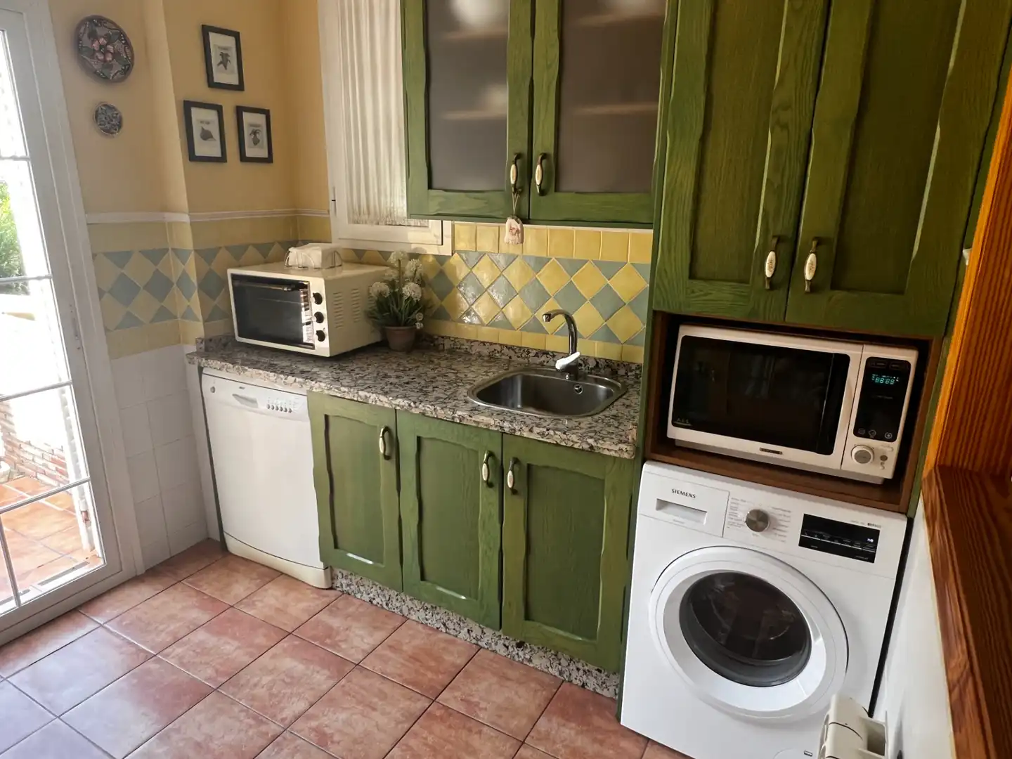 Kitchen of Detached homes for sale in Córdoba  with Air Conditioner, Heating and Private garden