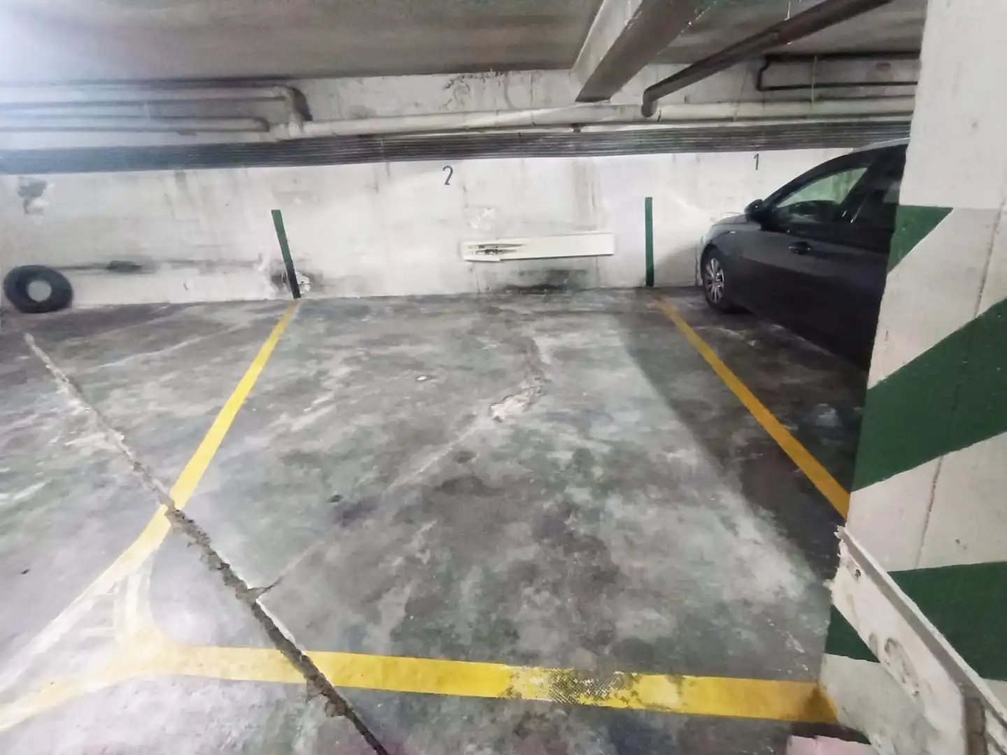 Aparcament de Pis en venda en Pontevedra Capital  amb Calefacció, Parquet i Traster