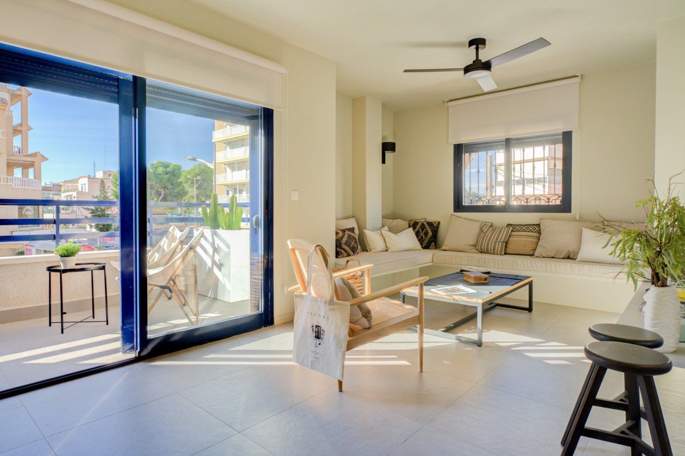 Living room of Flat to rent in El Campello  with Air Conditioner, Heating and Terrace
