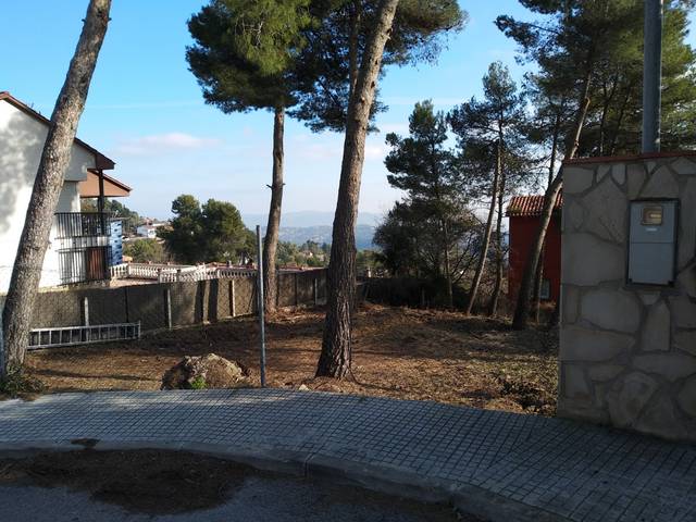 Terreno residencial en Venta en Carrer del Segre, 67 en Corbera de Llobregat
