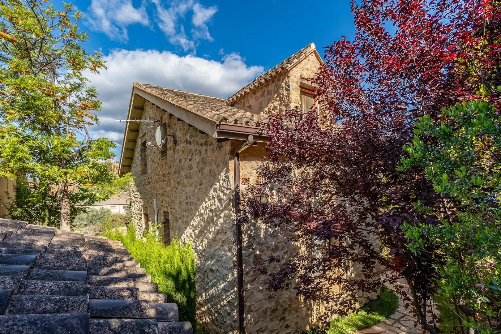 Vista exterior de Casa o xalet en venda en Pedralba amb Aire condicionat, Calefacció i Jardí privat