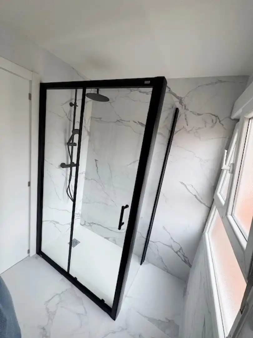 Bathroom of Flat for sale in Avilés  with Heating