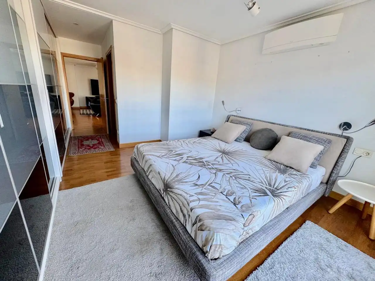 Schlafzimmer von Dachboden zum Verkauf in Donostia - San Sebastián  mit Klimaanlage, Heizung und Terrasse