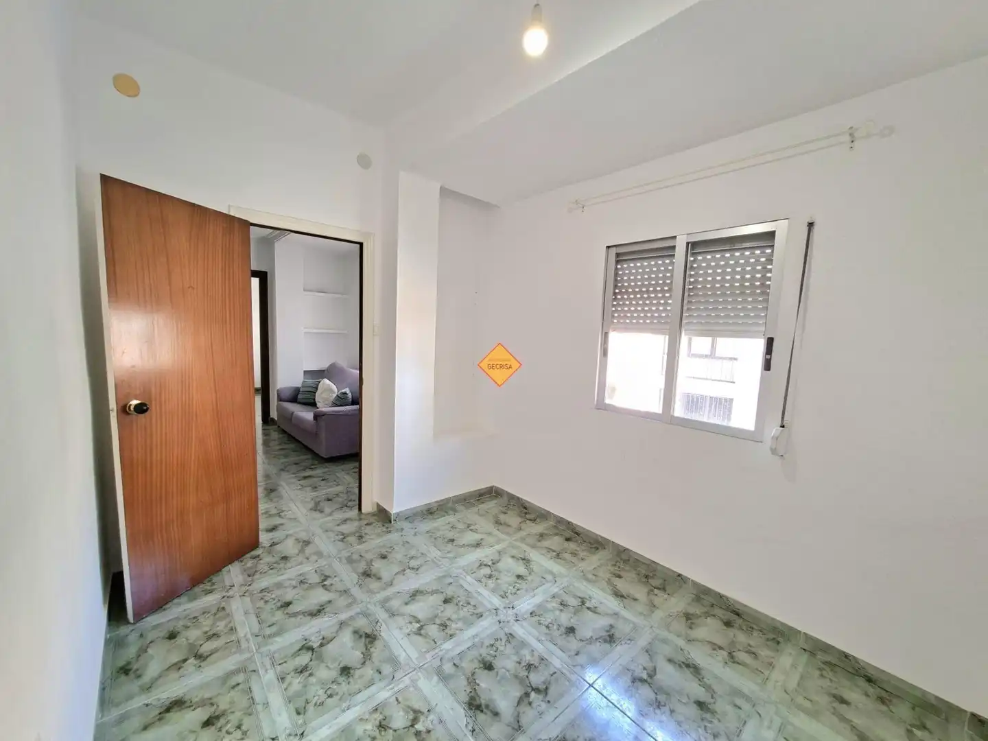 Piso en venta en Burjassot con Terraza