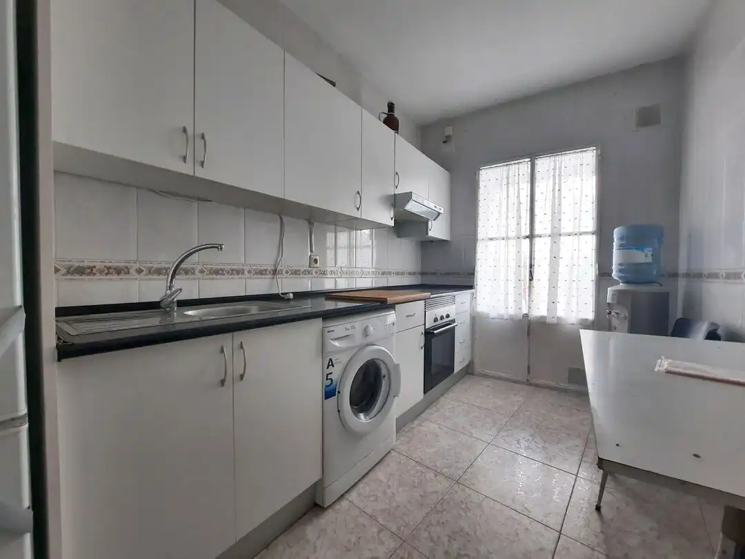 Cuina de Casa o xalet en venda en Escalona amb Balcó