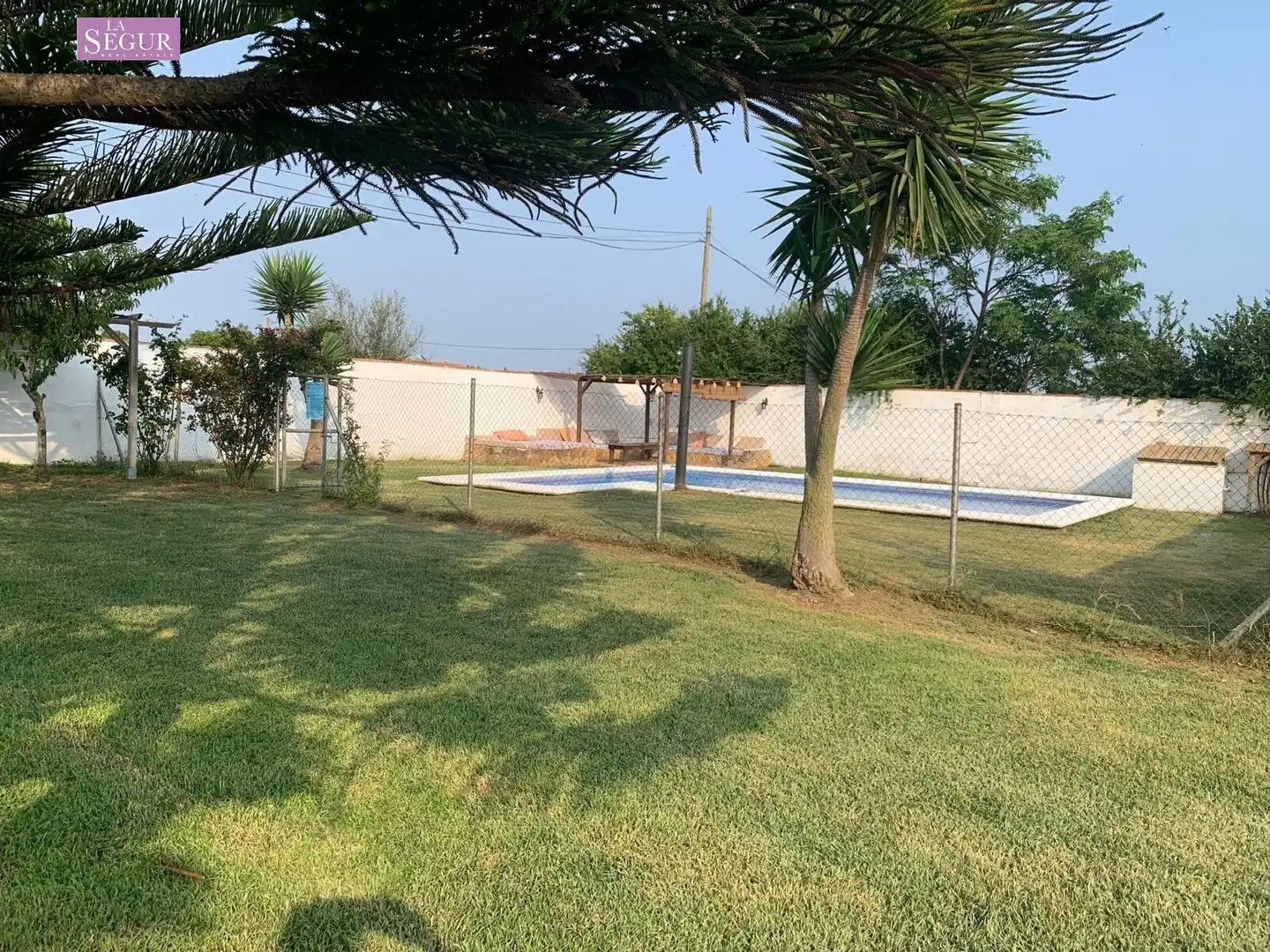 Piscina de Casa o chalet en venta en Conil de la Frontera con Aire acondicionado, Jardín privado y Terraza