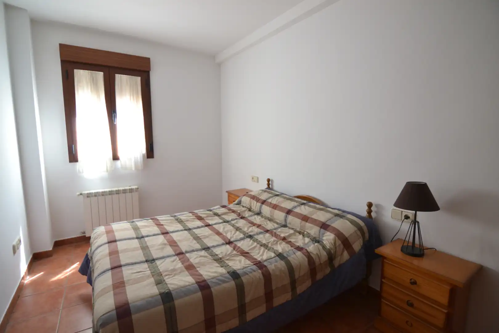 Habitación de Piso de alquiler en Plasencia con Aire acondicionado, Calefacción y Amueblado