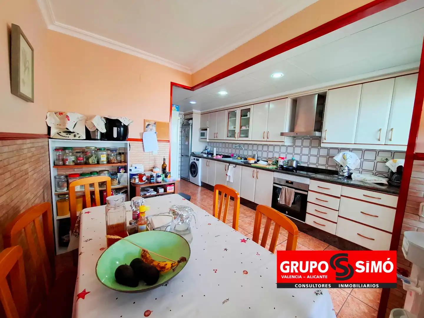 Kitchen of Flat for sale in Alcàsser  with Air Conditioner, Storage room and Oven